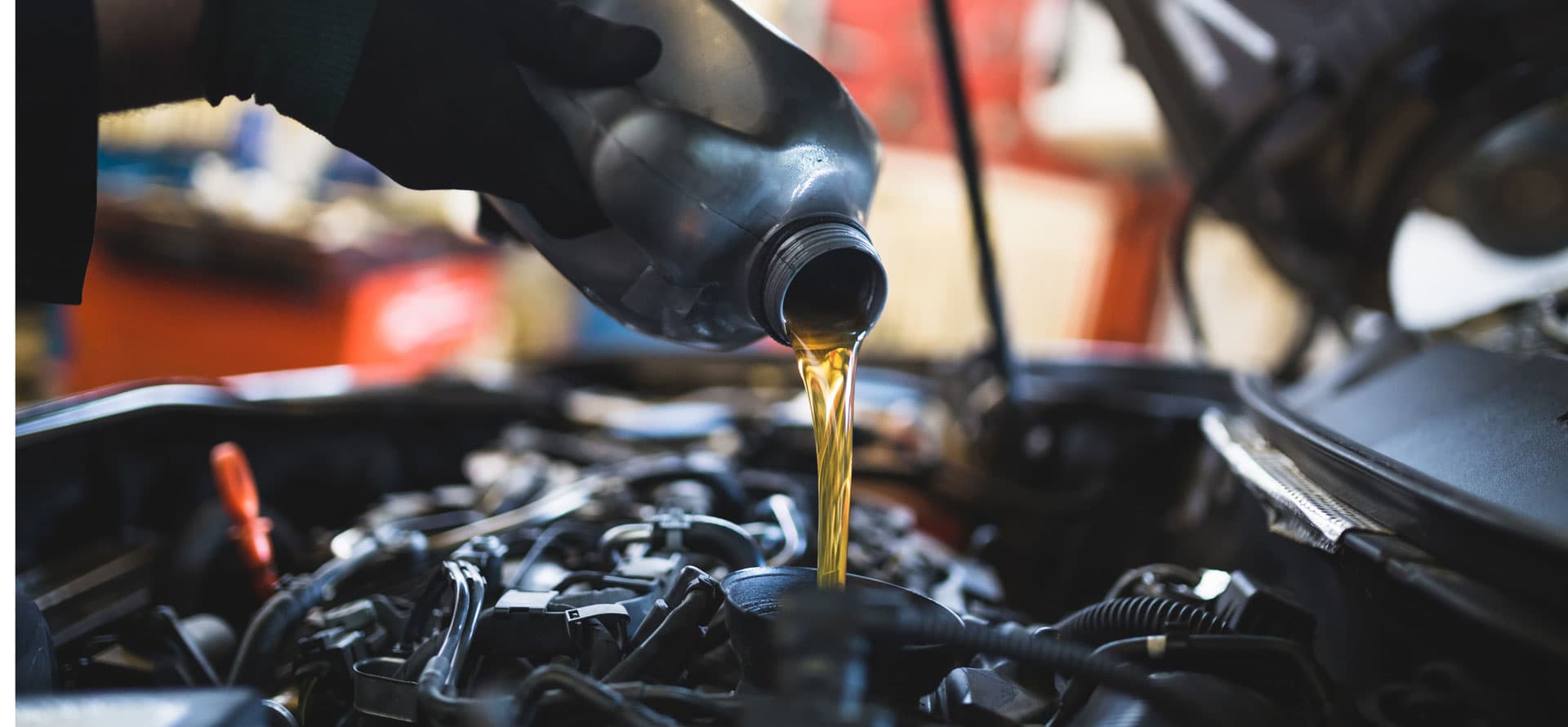 ¿Buscas un taller en Sada para reparar tu coche con garantías?
